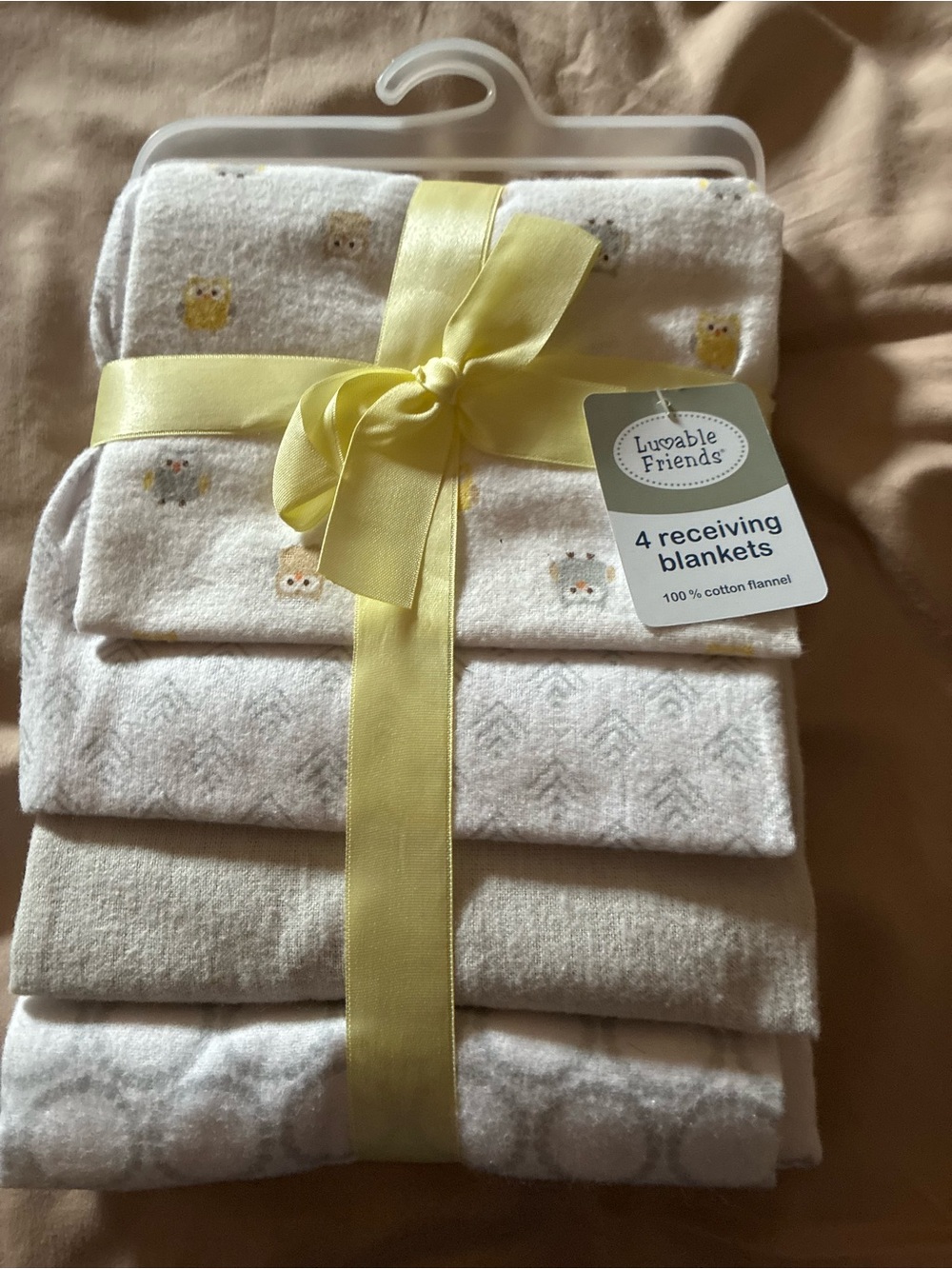 Luvable Friends Yellow & Cream Owl Baby Receiving Blankets - 4 Pack